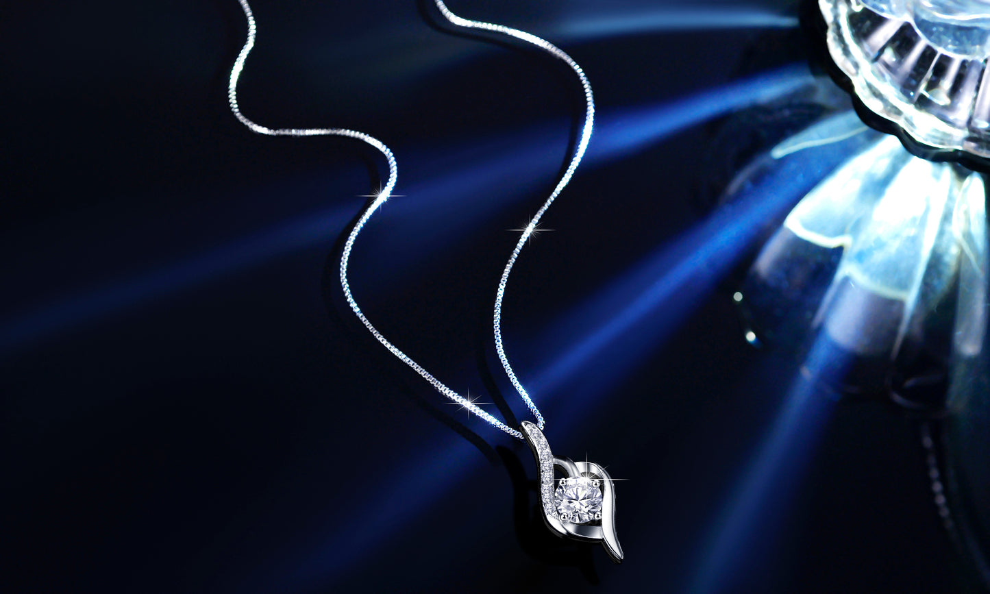 Sparking Solitaire Moissanite Pendant