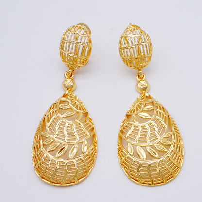 Pear Gold Earring