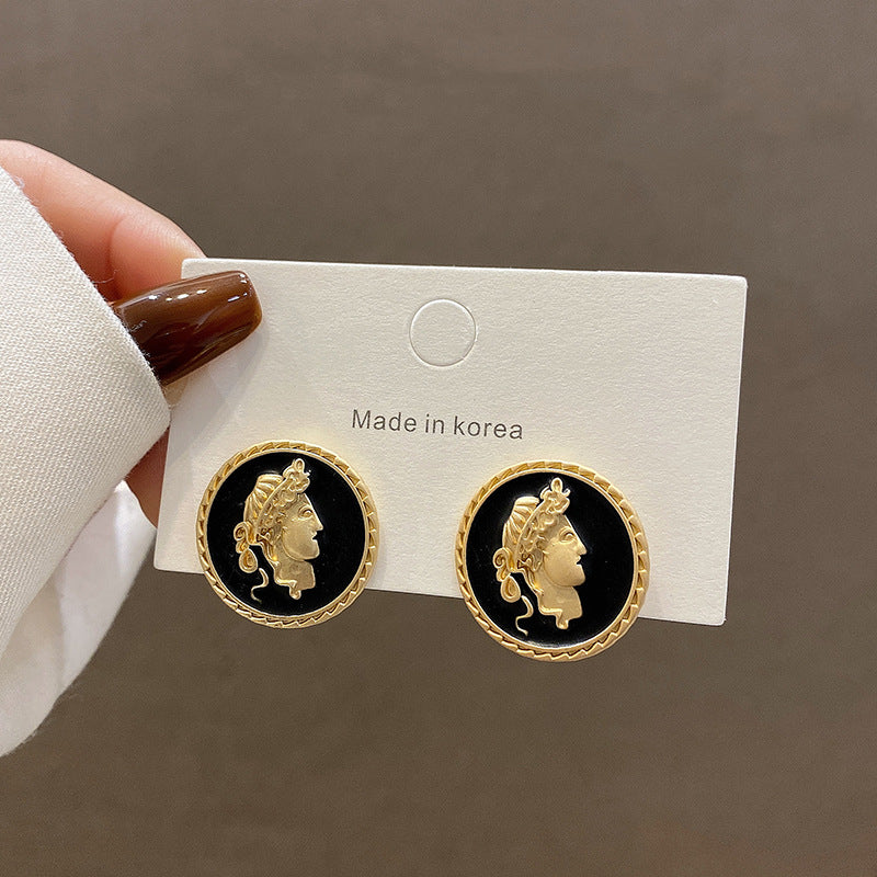 Retro Button Earring