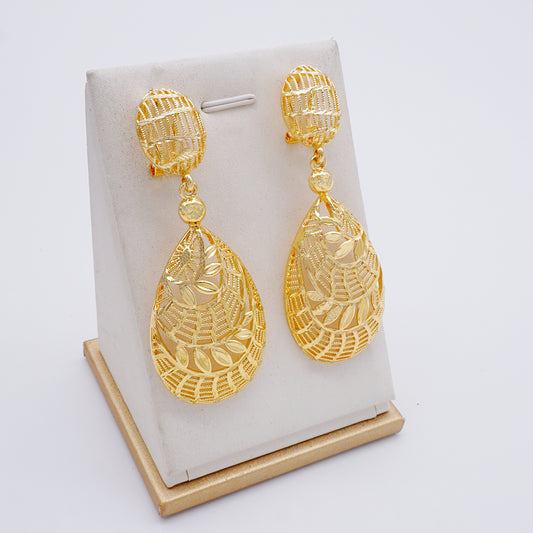 Pear Gold Earring